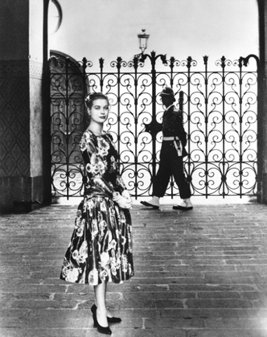 Grace Kelly had a wonderful way with florals, as in this dark, stormy take from 1956