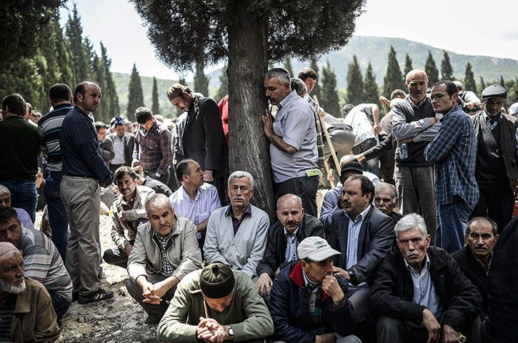 20 Photos: People mourn during the funeral ceremony of miners in Turkey 