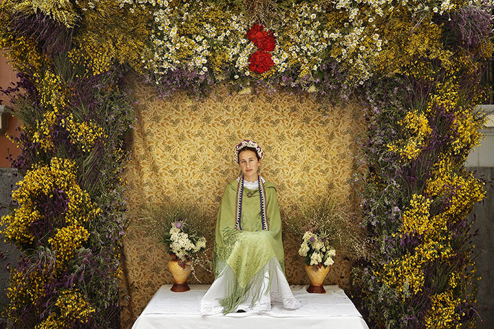 20 Photos: A Maya girl on an altar during the Las Mayas celebration in Madrid