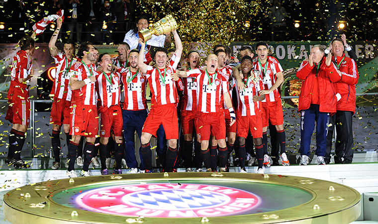 Spitz Kohn : Bayern lift the cup