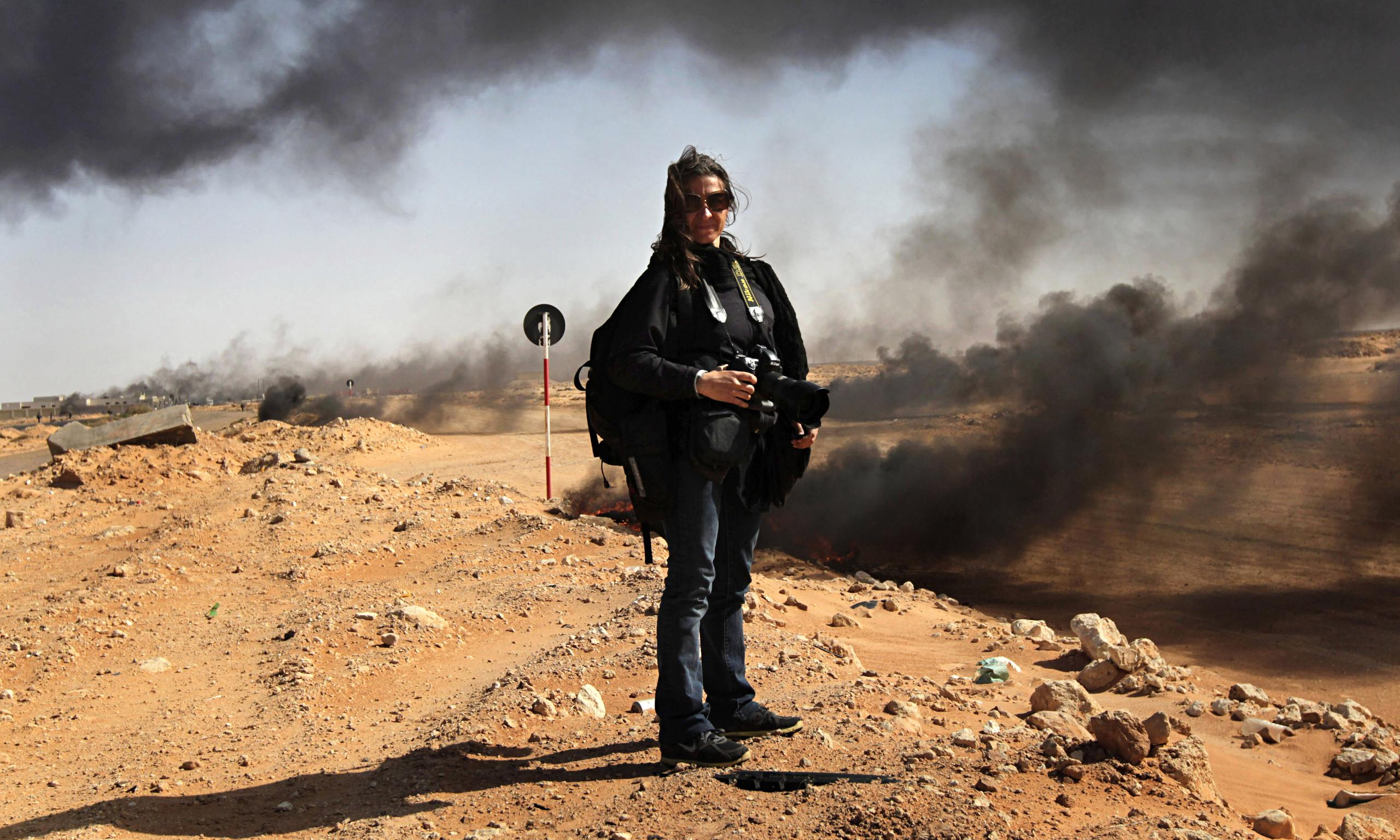 Women On The Frontline Female Photojournalists Visions Of Conflict Media The Guardian