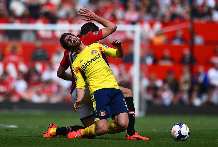 saturday round up: Fabio Borini is brought down by Michael Carrick
