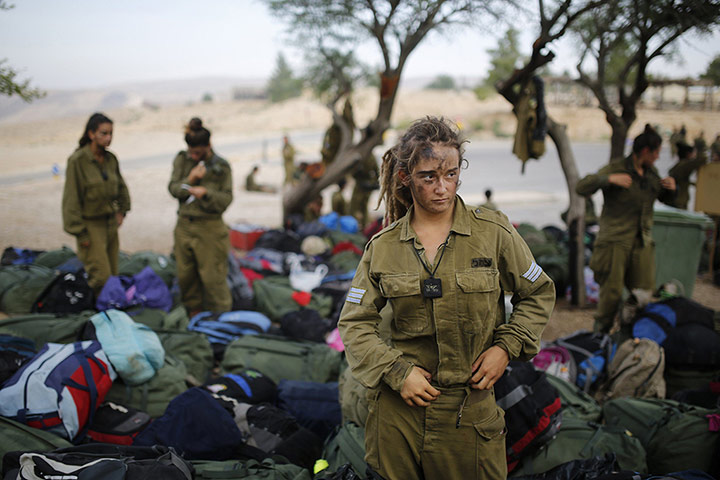 20 photos: A soldier of Caracal battalion after marching in Israel's Negev desert