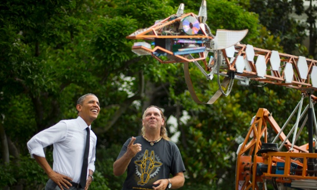 barack obama maker faire robotic giraffe