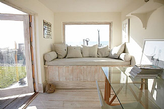 Cool Cottages: Beach House
