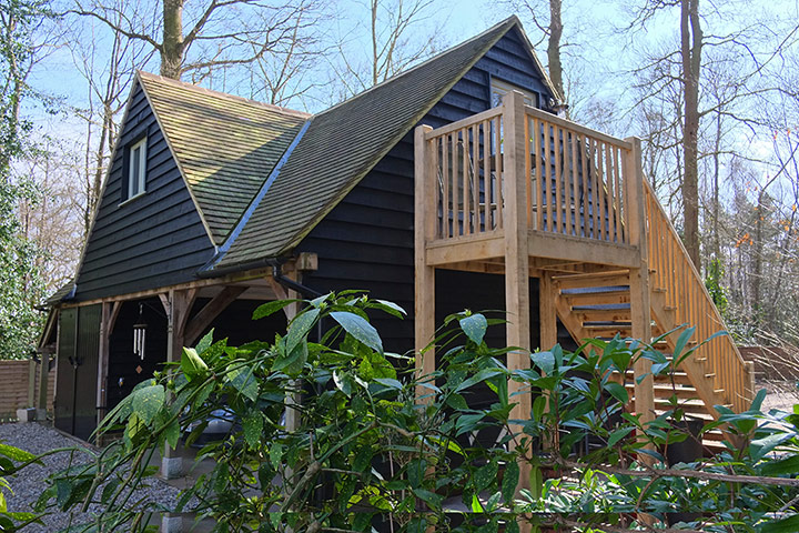 Cool Cottages Home: Tree House