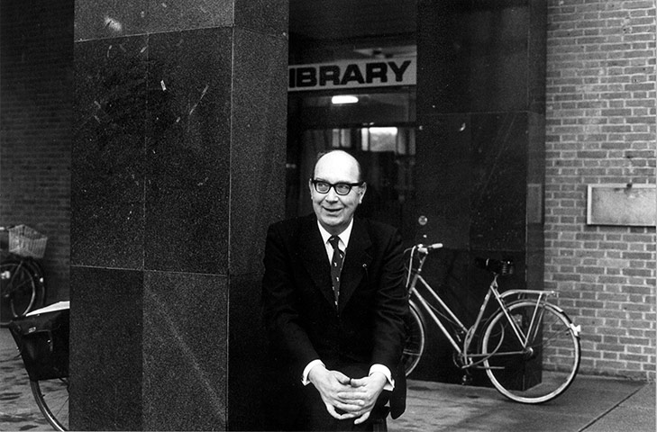 10 best : Philip Larkin