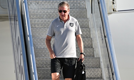 Englands World Cup fever begins to build after touch down in Brazil