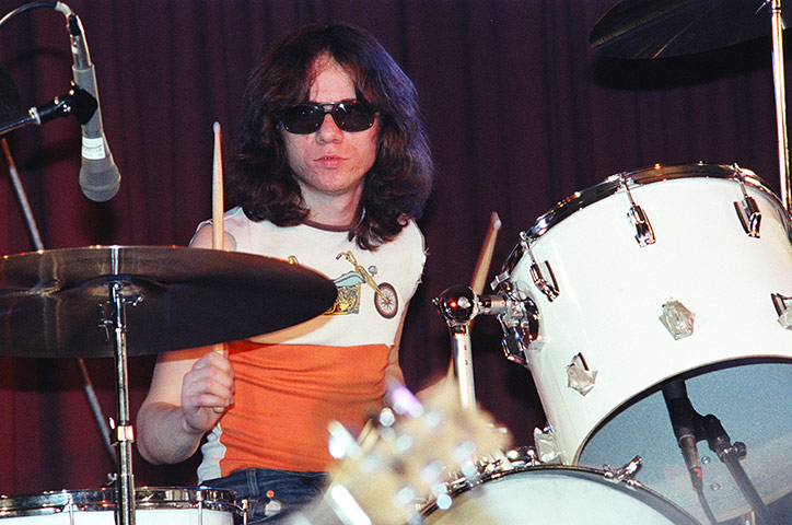 Tommy Ramone: Tommy Ramone of The Ramones on drums