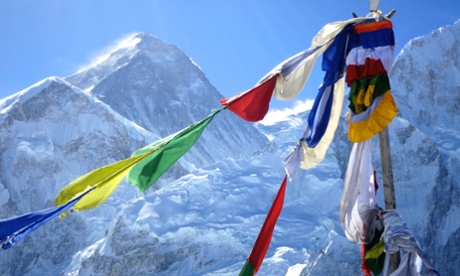 Everest base camp trek: Mount Everest from Kala Patthar