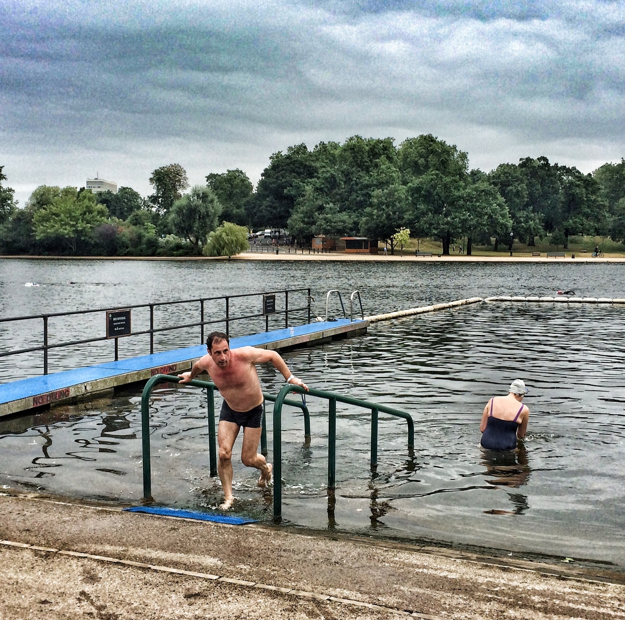 serpentine lido swimming