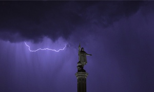 Lightning-above-the-Chris-009.jpg