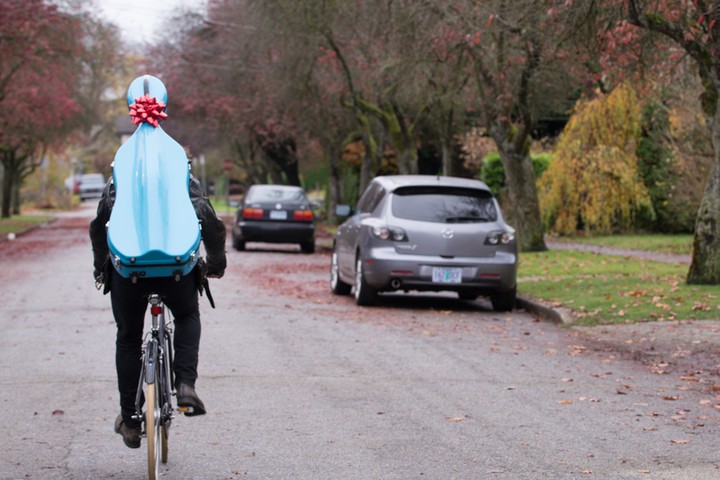 If I stay: 8 cycling with cello