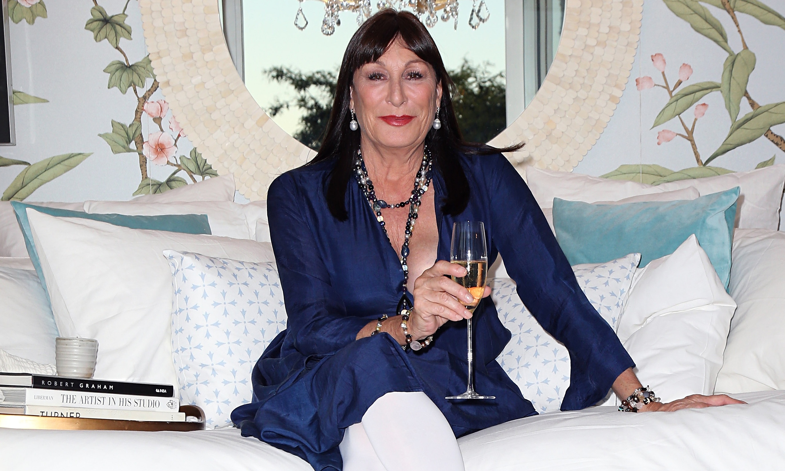 A Story Lately Told Review Anjelica Huston Dissects Her Glamorous