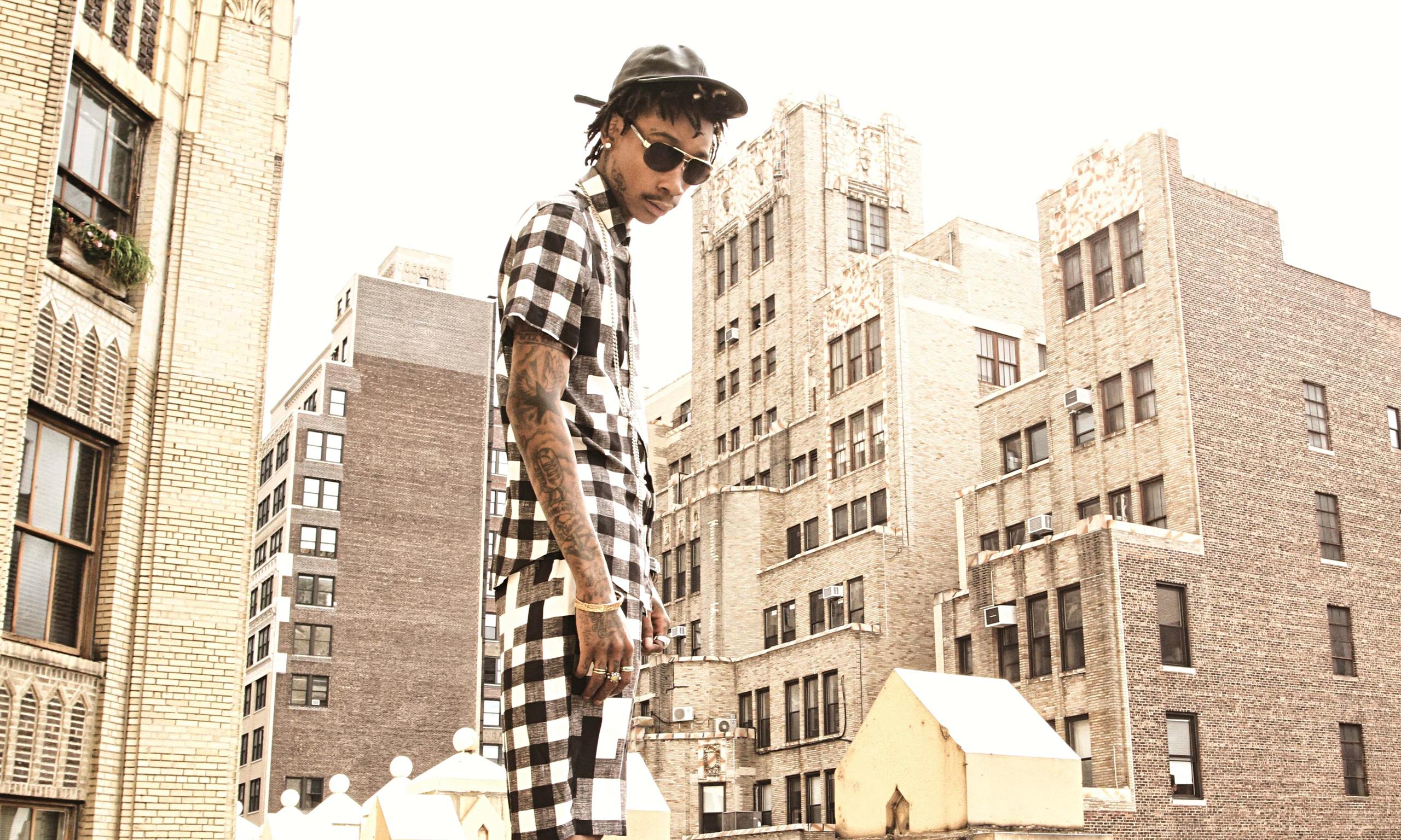 Ordinary life wiz. Wiz khalifa дом. Wiz khalifa Promises. Wiz khalifa Raw. Wiz khalifa Black Hollywood.