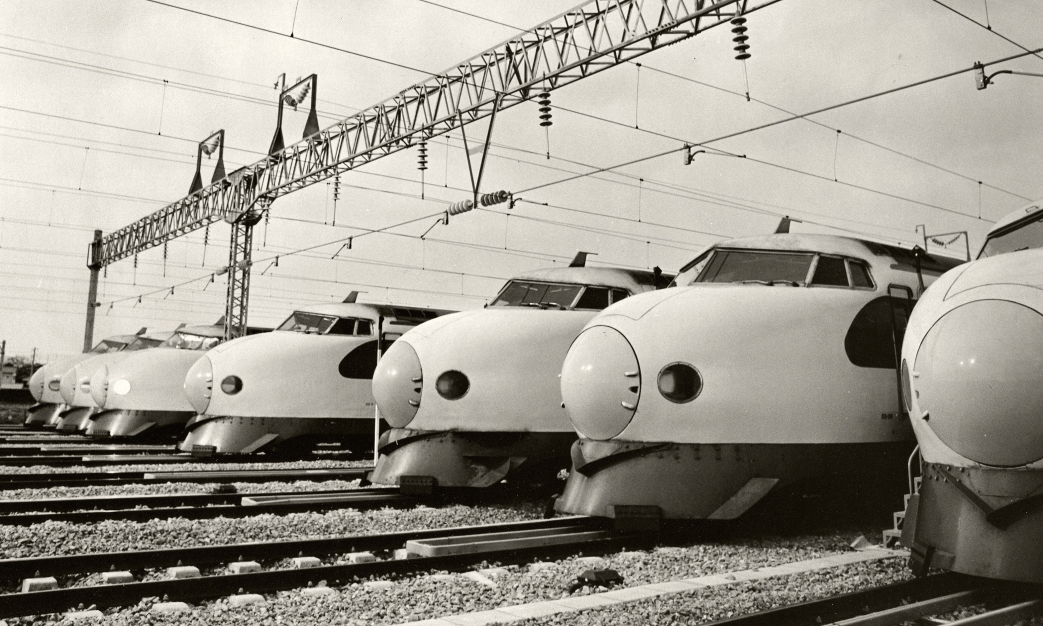 how-the-shinkansen-bullet-train-made-tokyo-into-the-monster-it-is-today