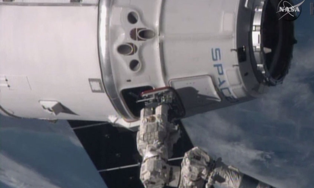 Google mulls SpaceX investment to supply global internet access by satellite