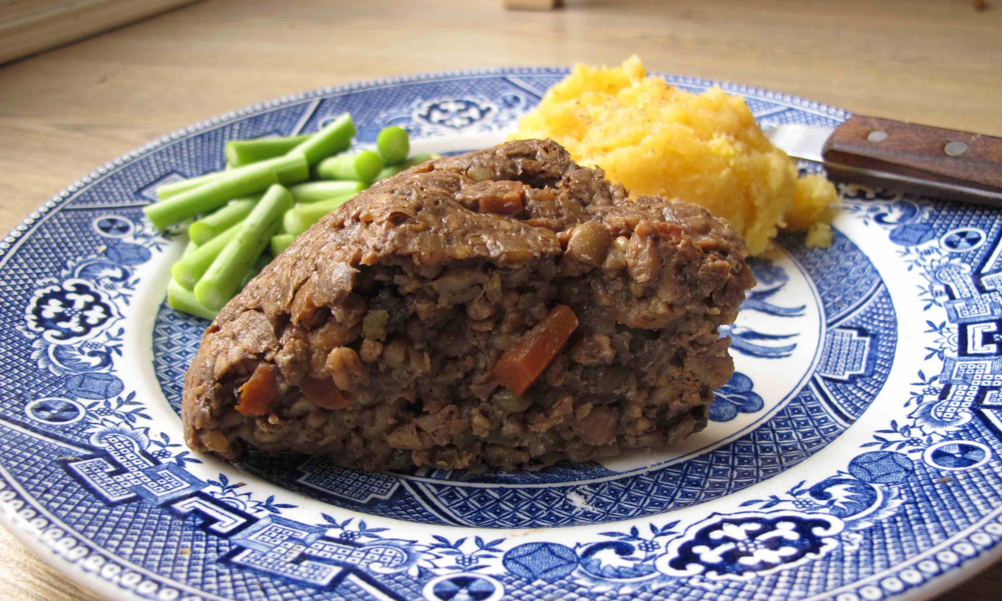 How to cook the perfect vegetarian haggis | Life and style | The Guardian