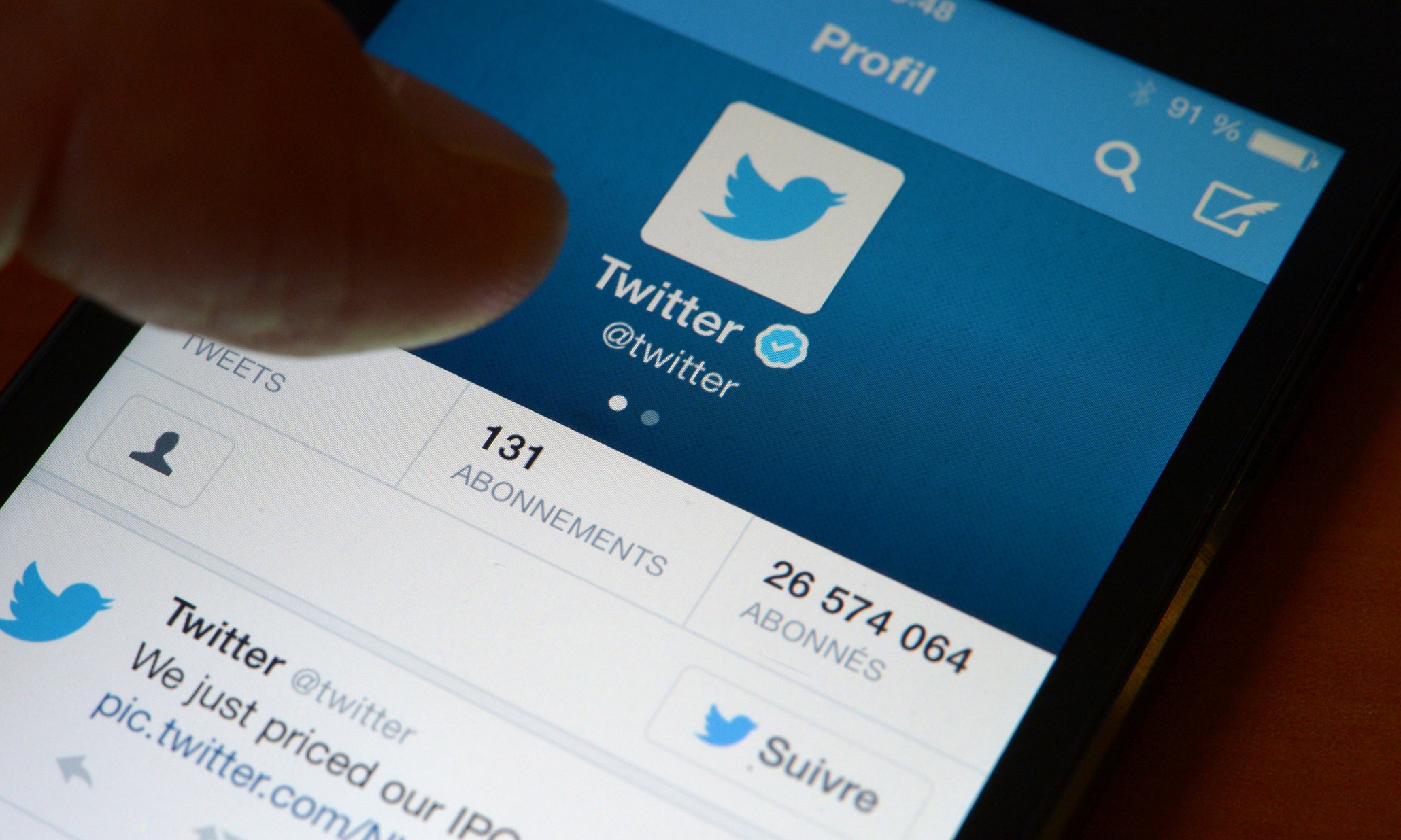 Twitter launches video uploads and group DMs
