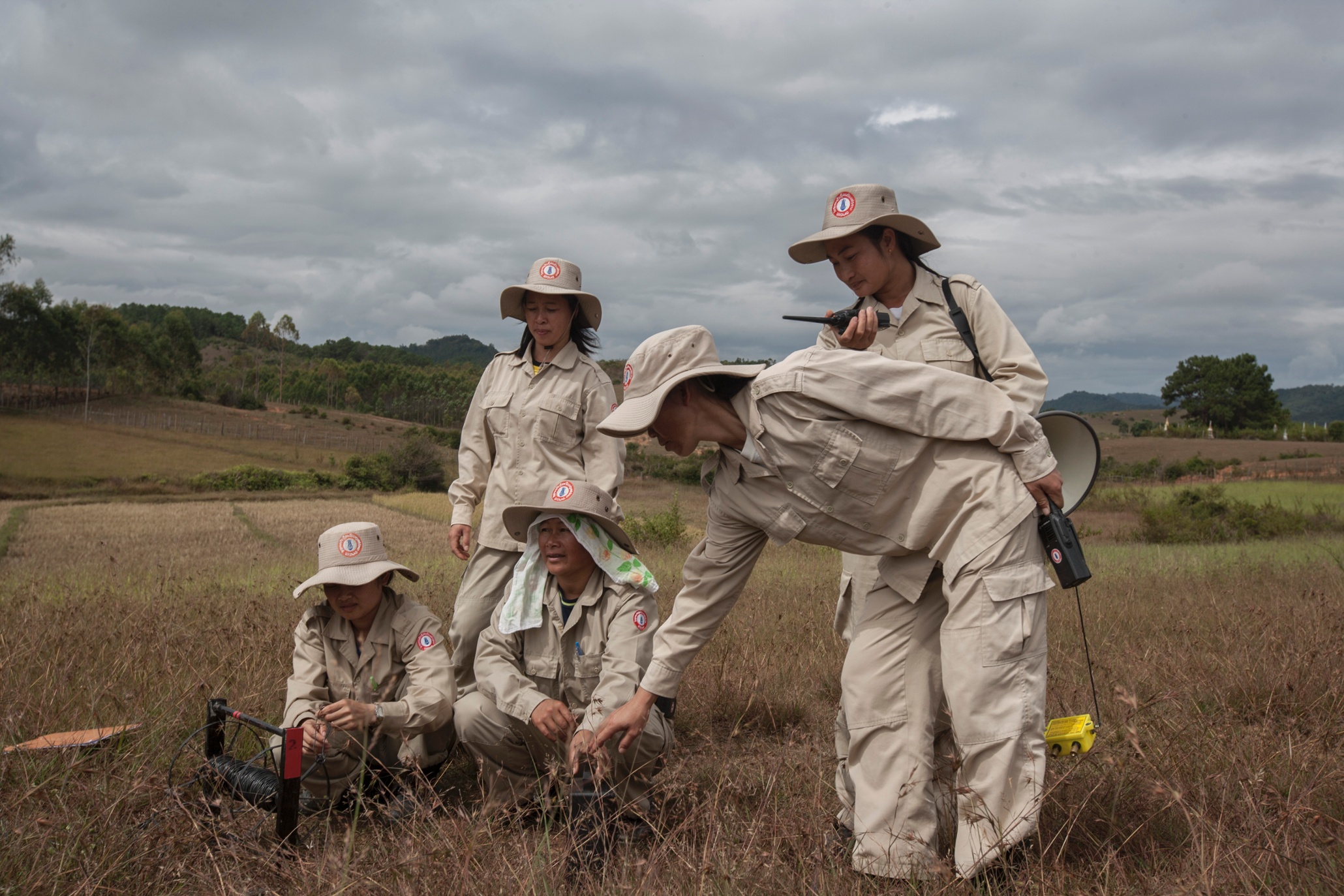 laos-suffers-lethal-legacy-of-vietnam-war-world-news-the-guardian