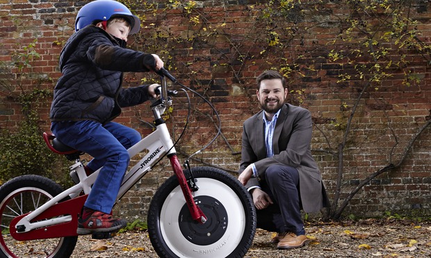 Jyrobike – the two-wheel cycle that automatically balances you