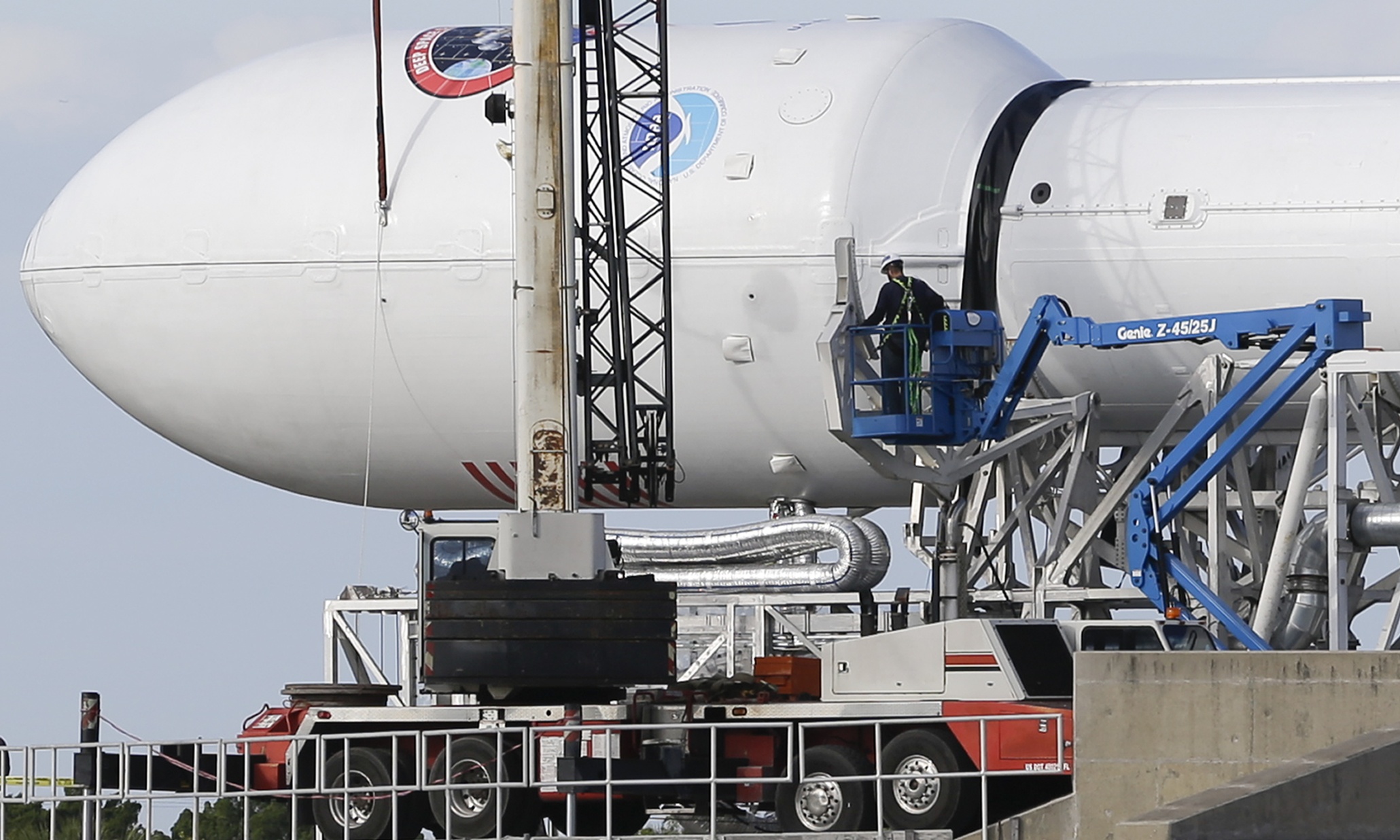 SpaceX again scraps second attempt to test pioneering Falcon 9 reusable rocket