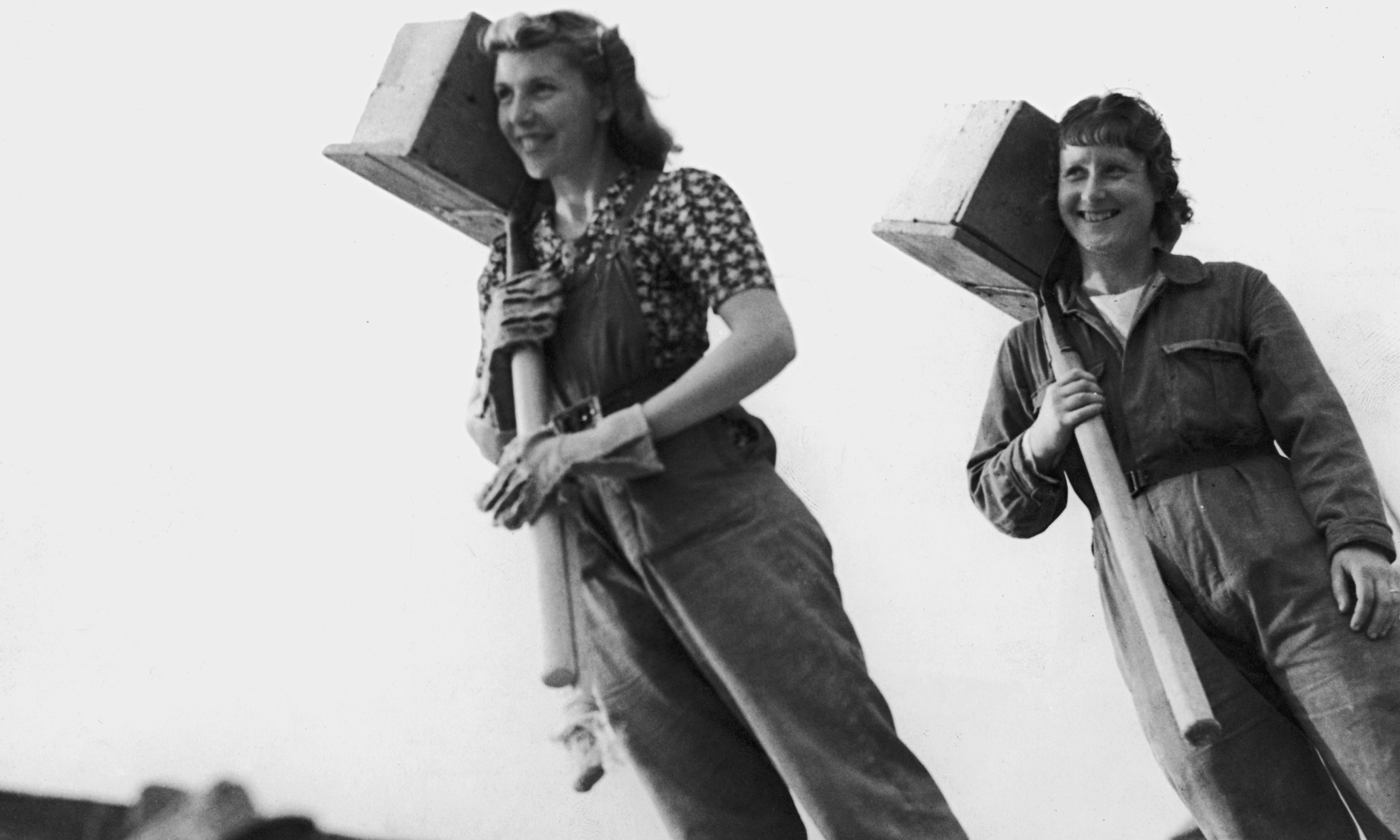 The forgotten women who helped build Waterloo Bridge