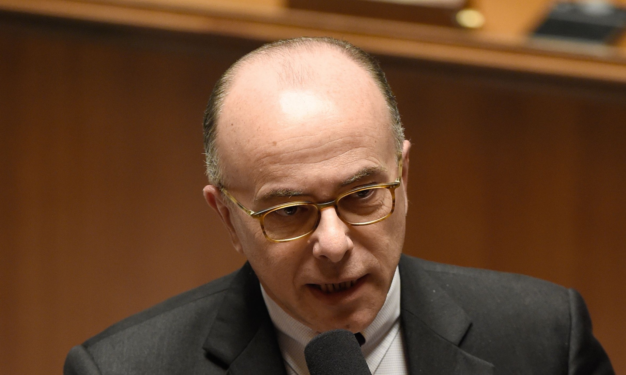 Hundreds of tombs defaced in French Jewish cemetery