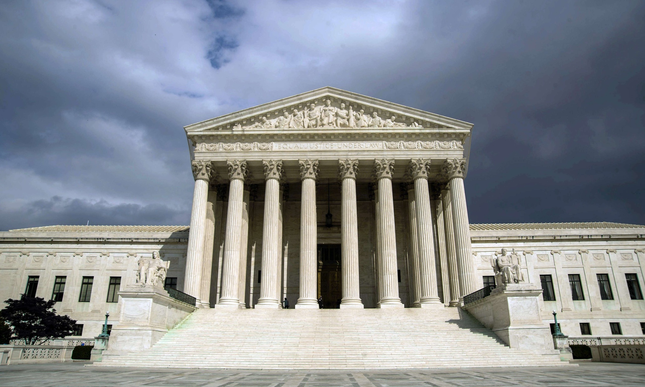 US supreme court divided over spousal right to appeal denial of visa