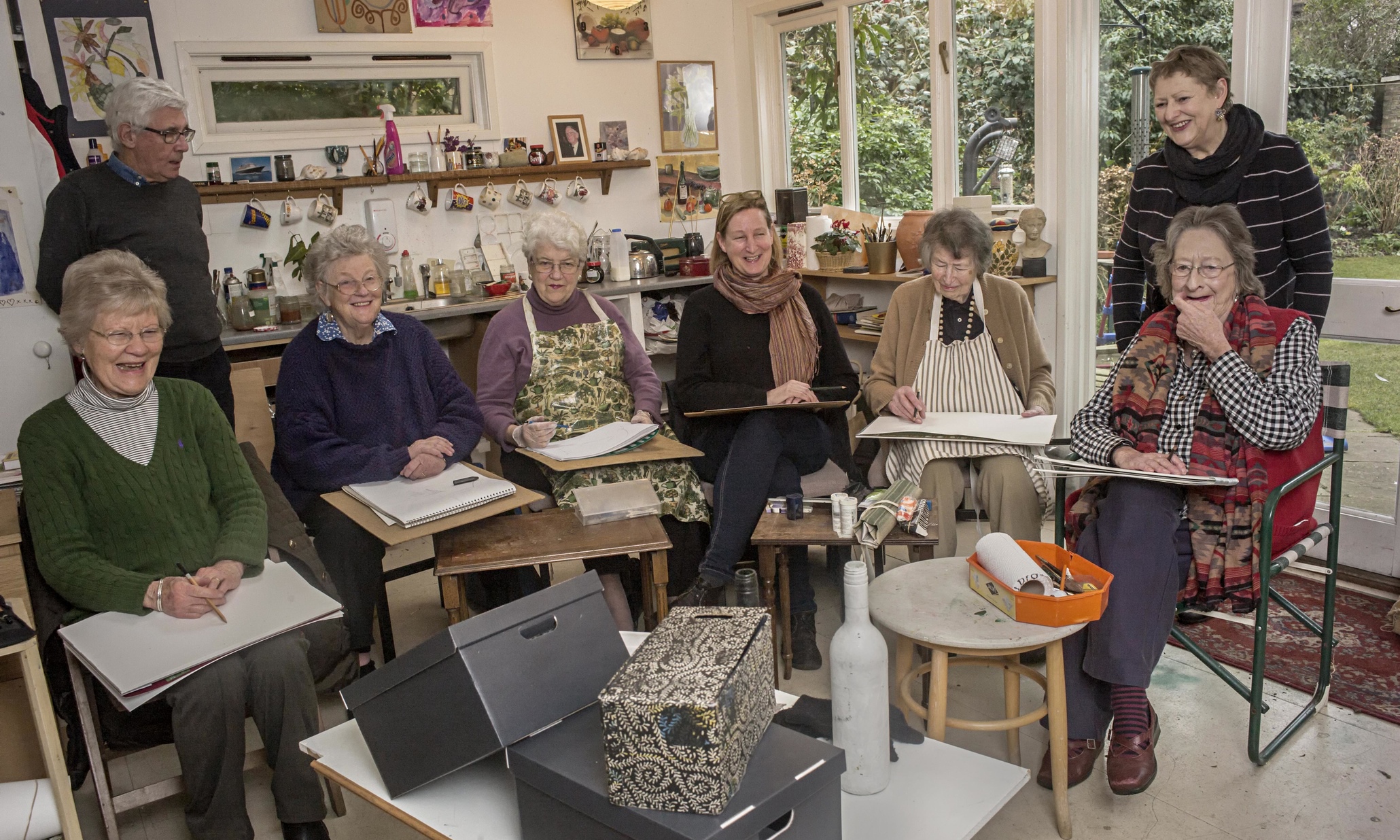 How to set up an art group