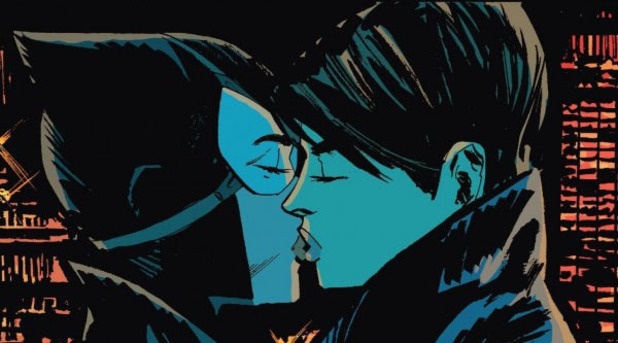 Catwoman Revealed As Bisexual In New Dc Comic Books The Guardian