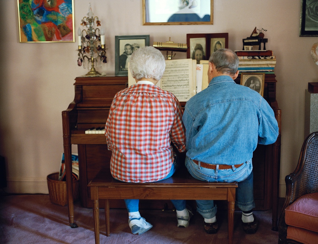 Still crazy in love: happy couples together for over 50 years – in pictures