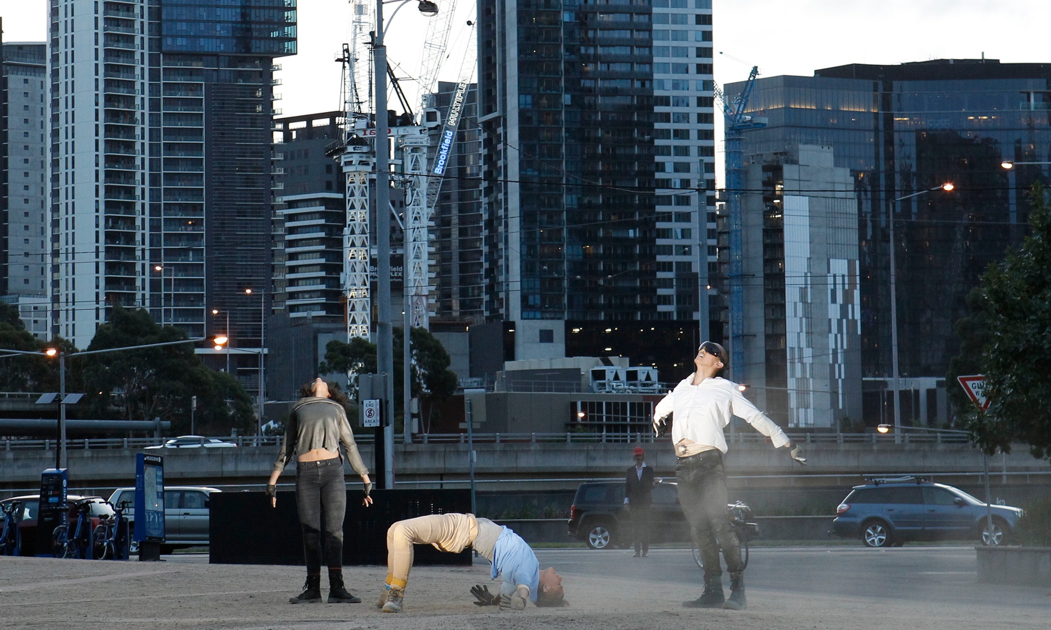 Depth of Field review – Chunky Move scratches at the surface of Australia