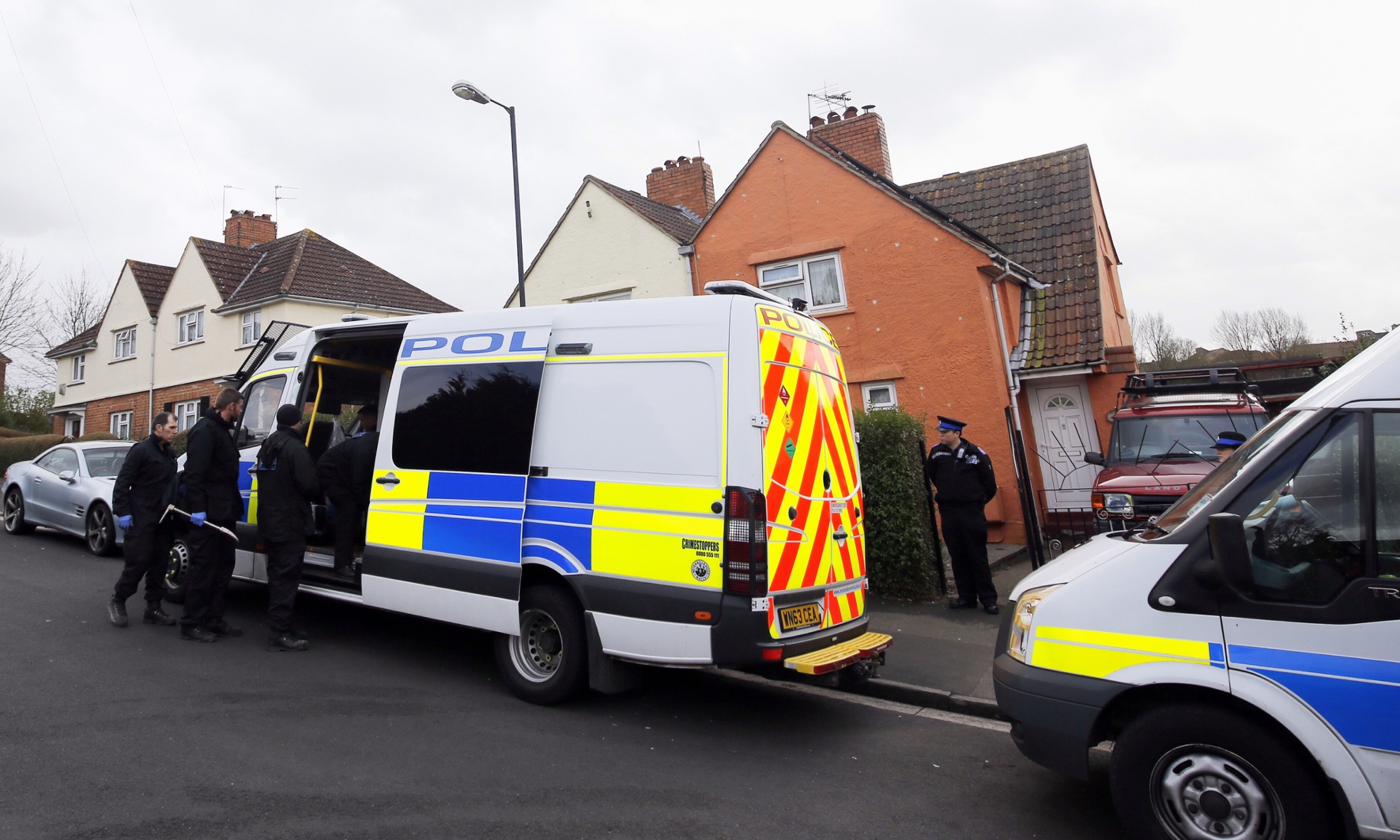 Becky Watts Police Get 36 More Hours To Question Pair Held In Hunt For