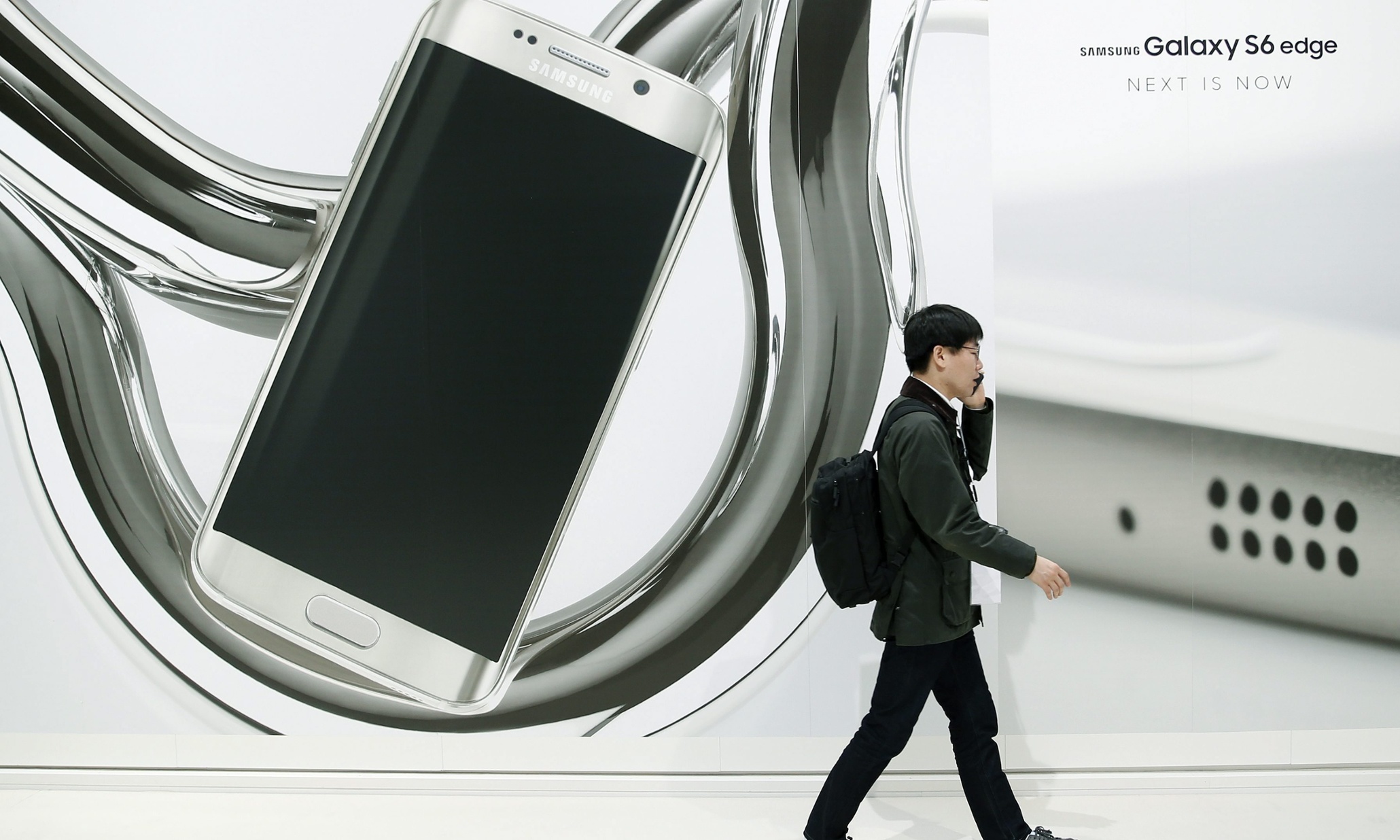 Samsung Galaxy S6 sacrificed what it does best in its war with Apple