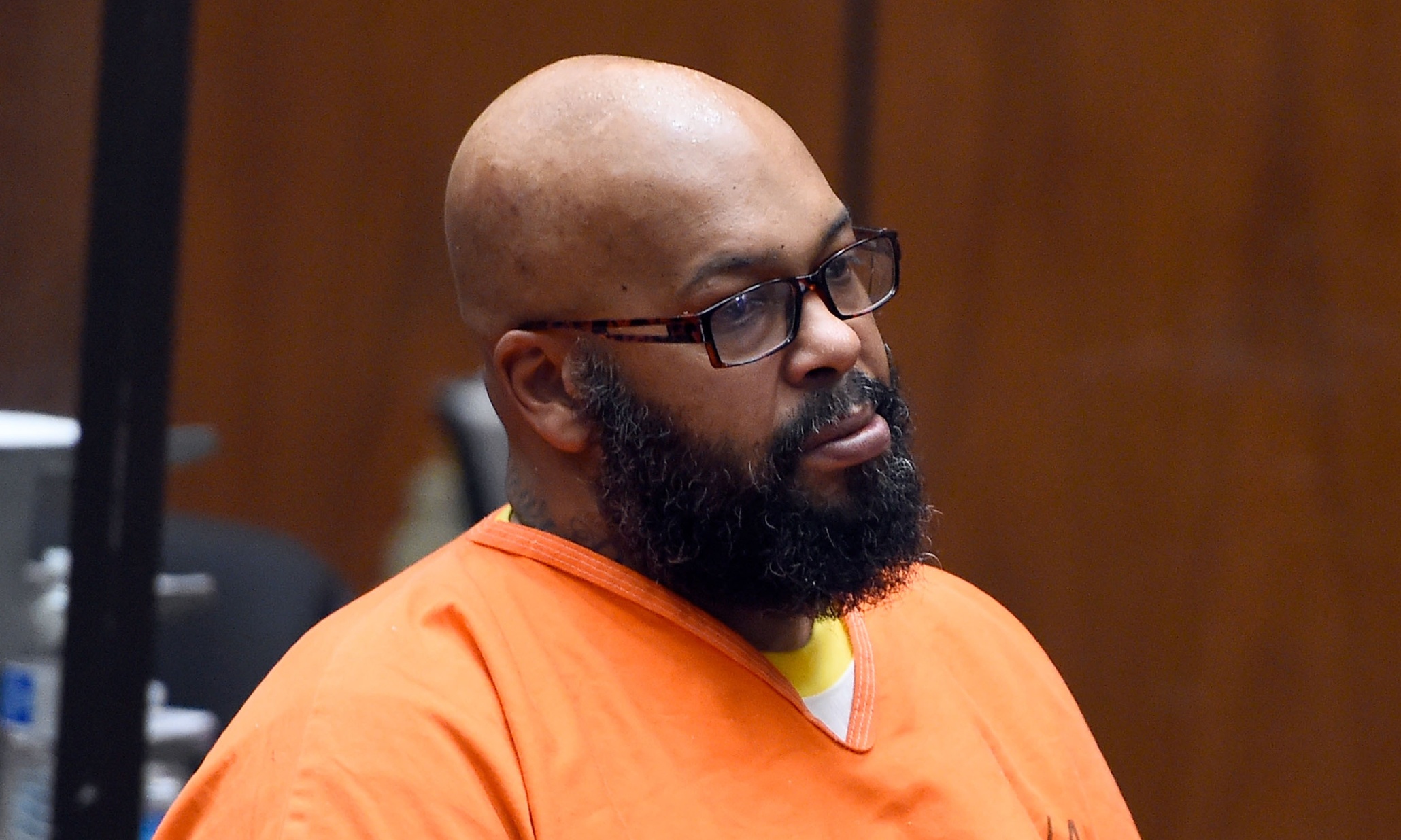 Suge Knight collapses in court after bail set at $25m in hit-and-run murder case