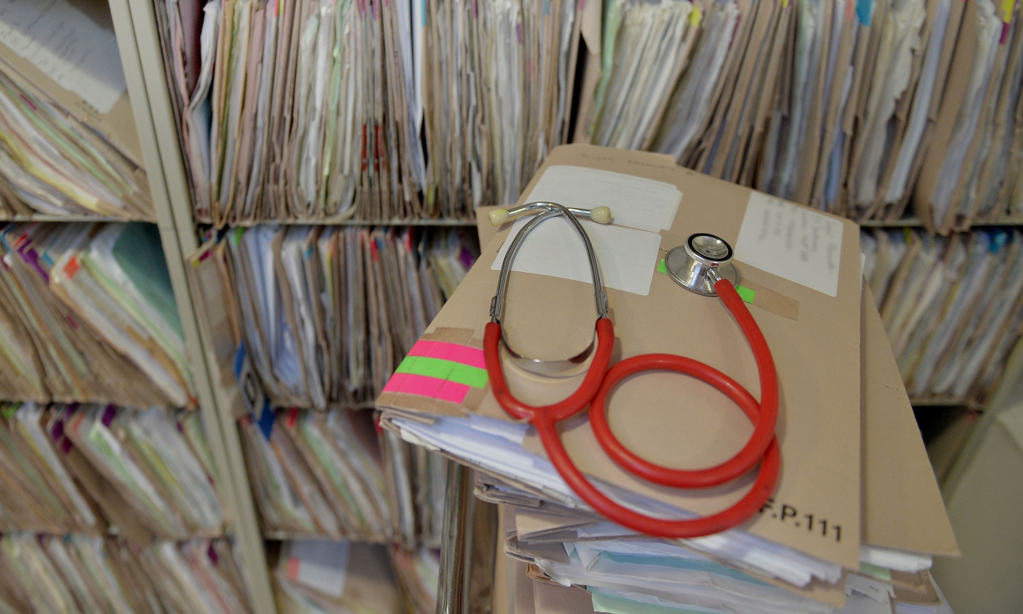 Saying you're fighting a war on cancer could make you lose it