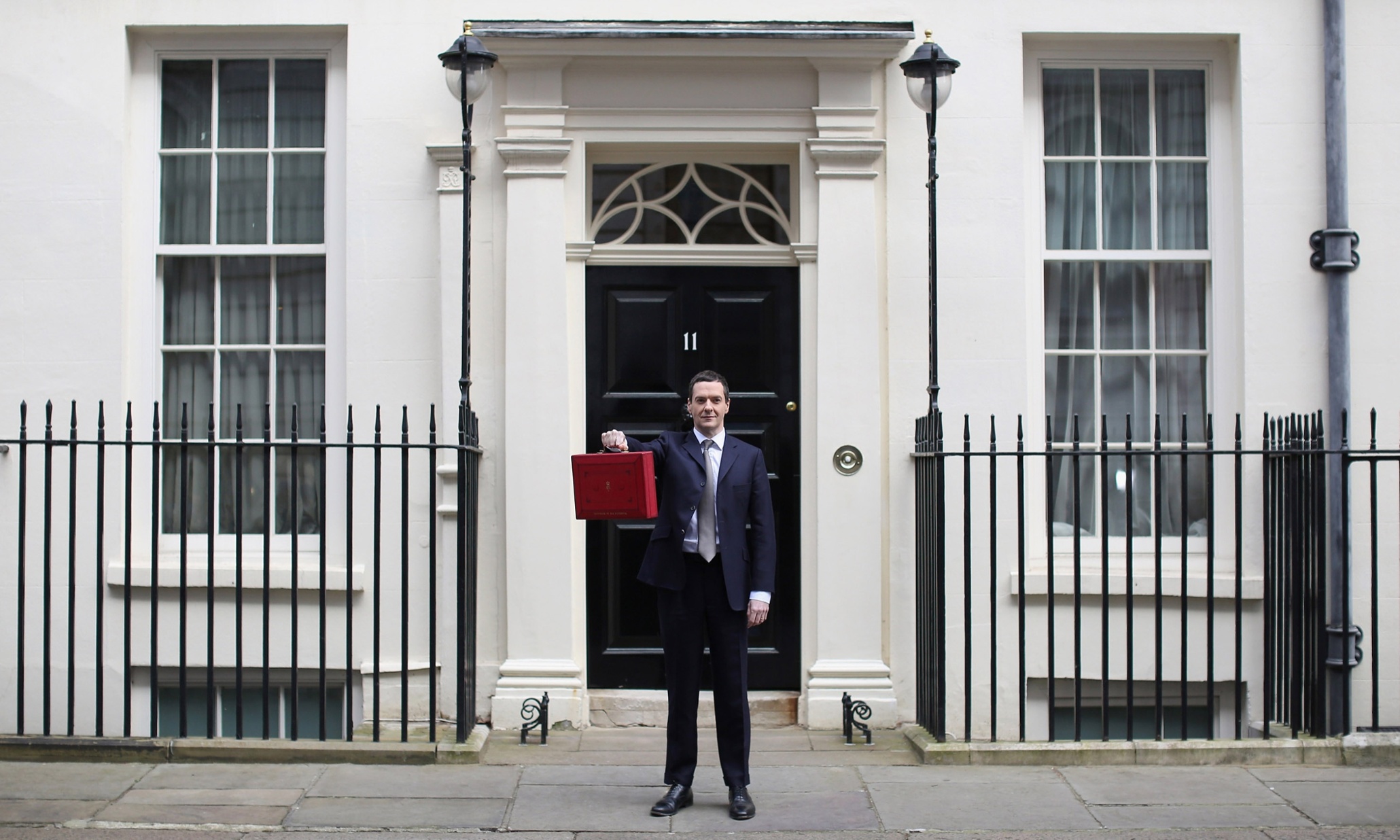 'Budget bounce' takes Tories ahead of Labour by three points in the polls