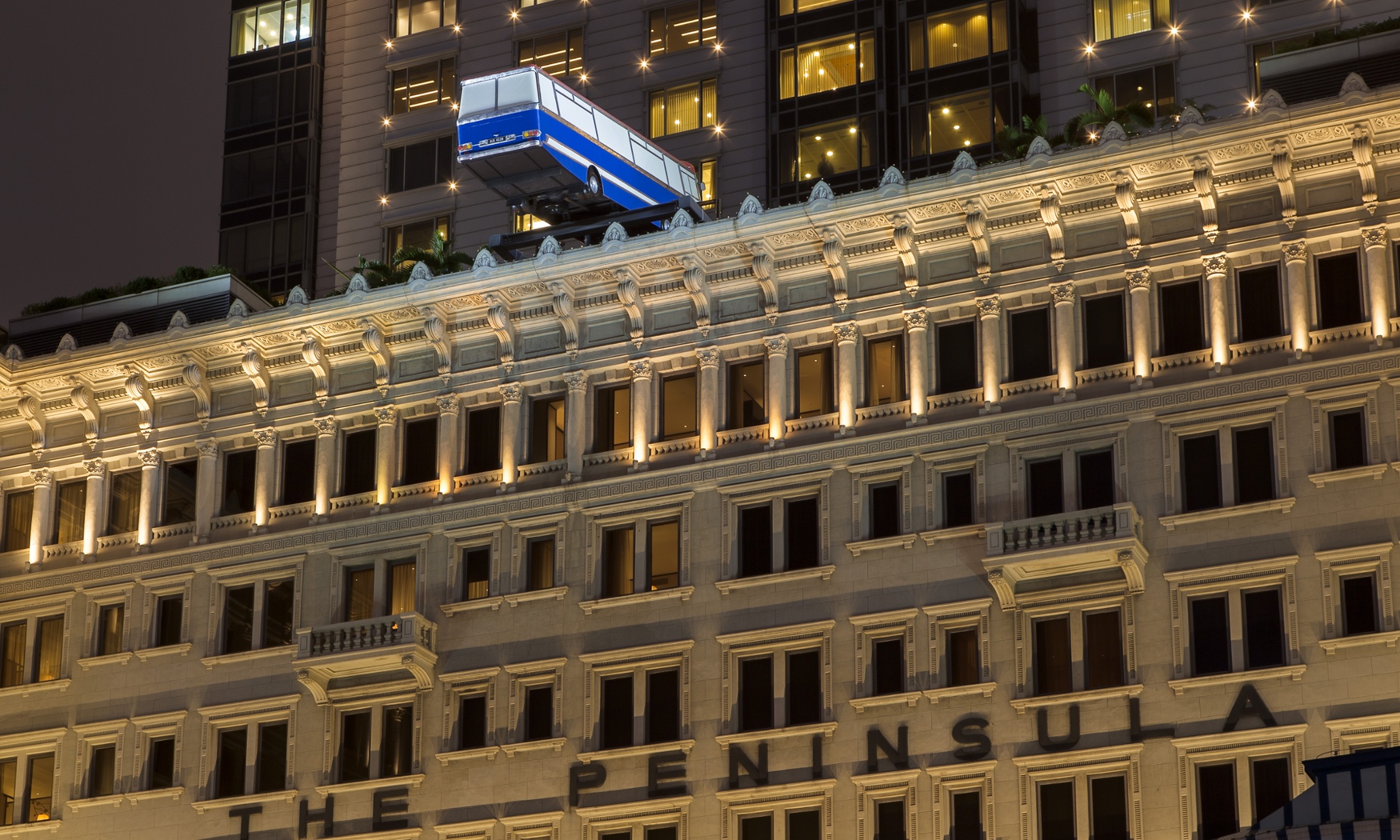 Art Basel Hong Kong: artist Richard Wilson parks the bus … The Italian Job way