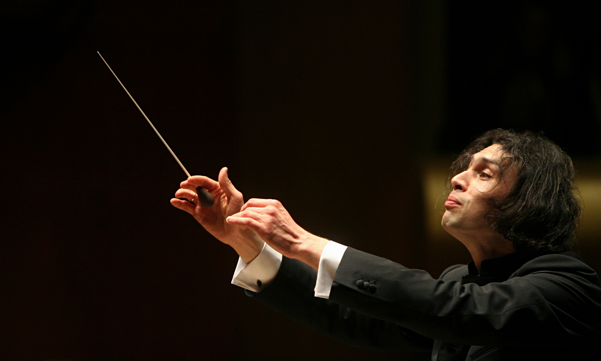 LPO/Jurowski/Yefim Bronfman review – Bronfman on formidable form in Lindberg premiere