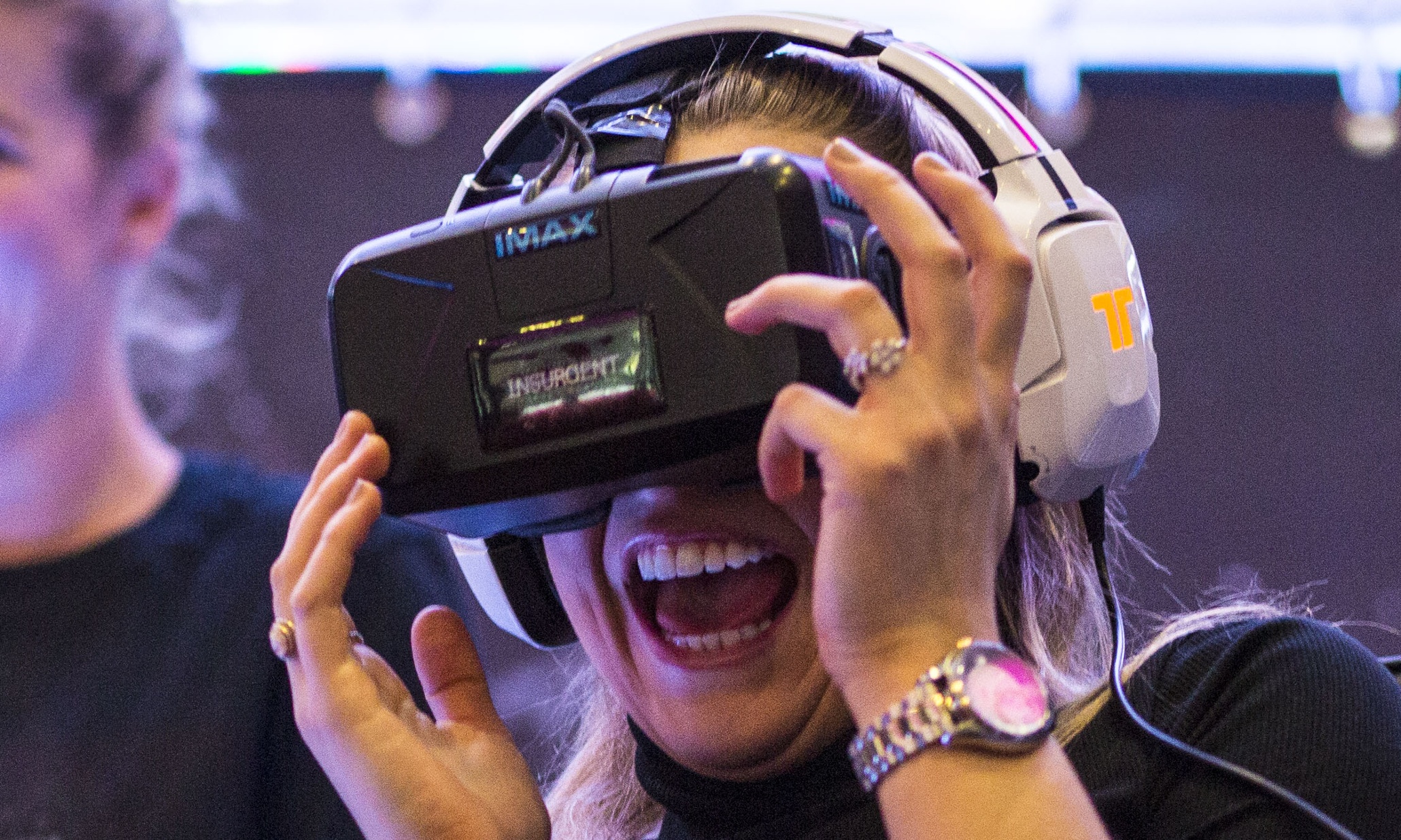 Facebook to launch social virtual reality experiences using Oculus Rift