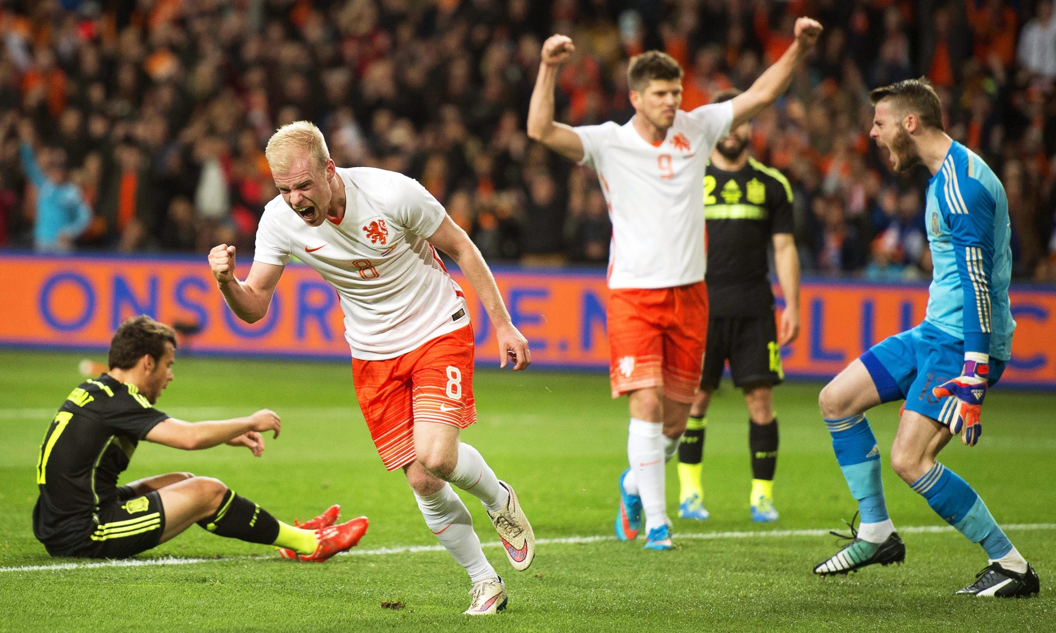 Davy Klaassen футболист. Spain International.