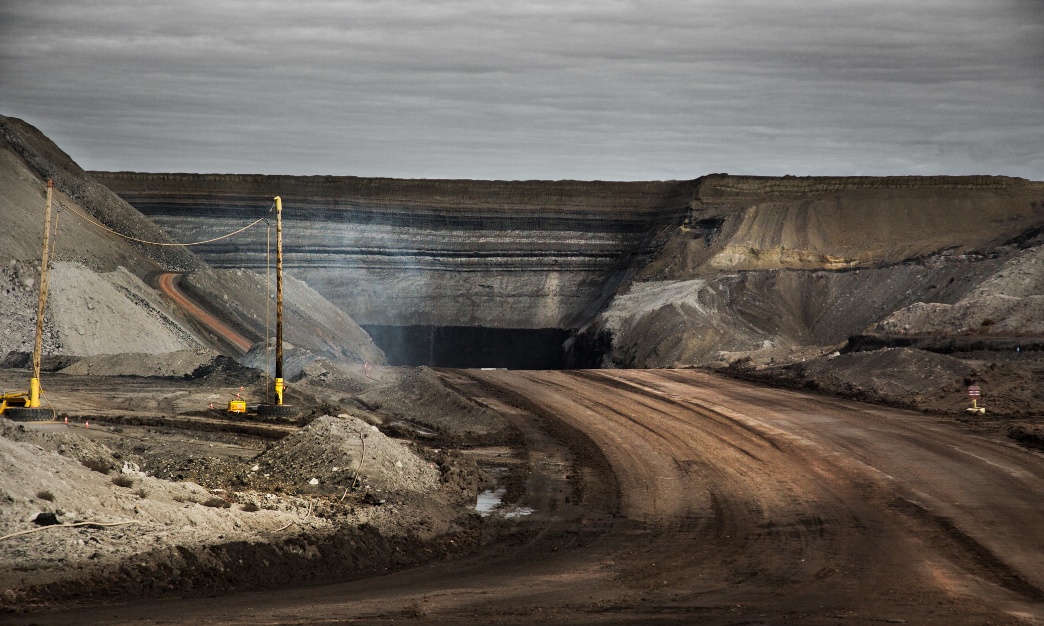 Mine video. Mining in mine. The World Mining industry. Larger Mining area. Месторождение бассейна North Antelope.