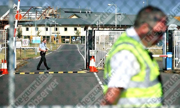 Detainee dies of suspected heart attack at Yarl's Wood immigration centre