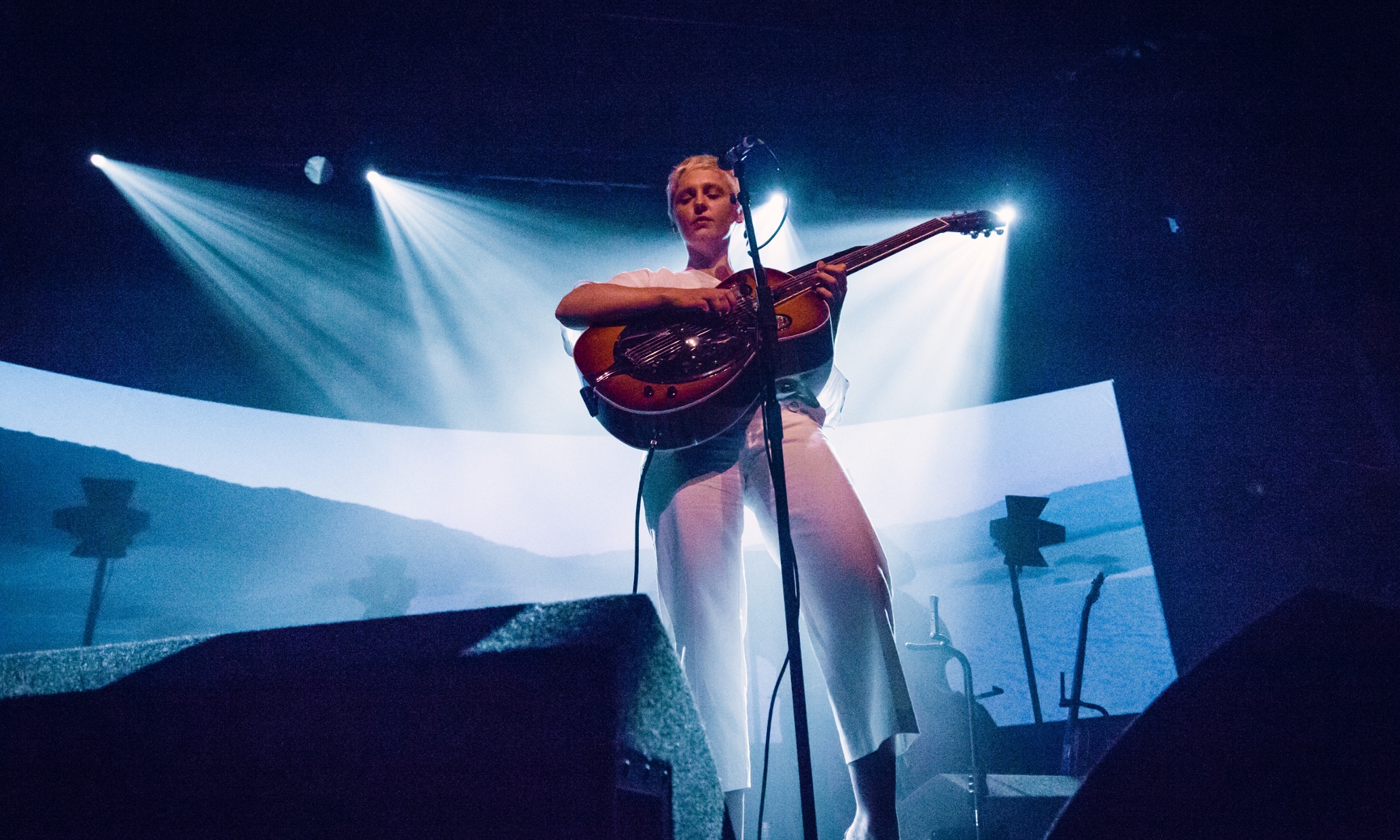 Laura Marling review – tough, tender and all points in between