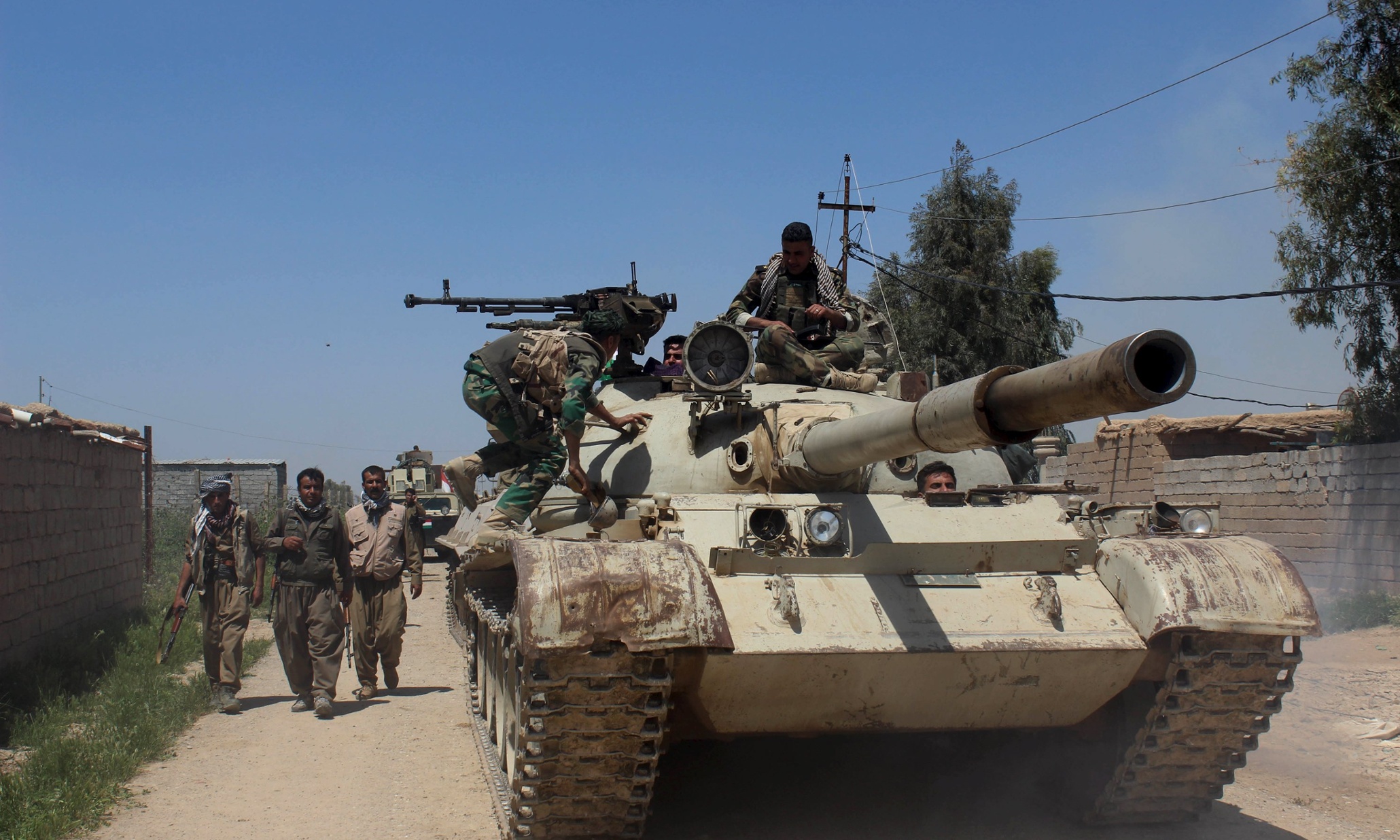 Republicans propose directly funding Iraqi militias in war against Isis