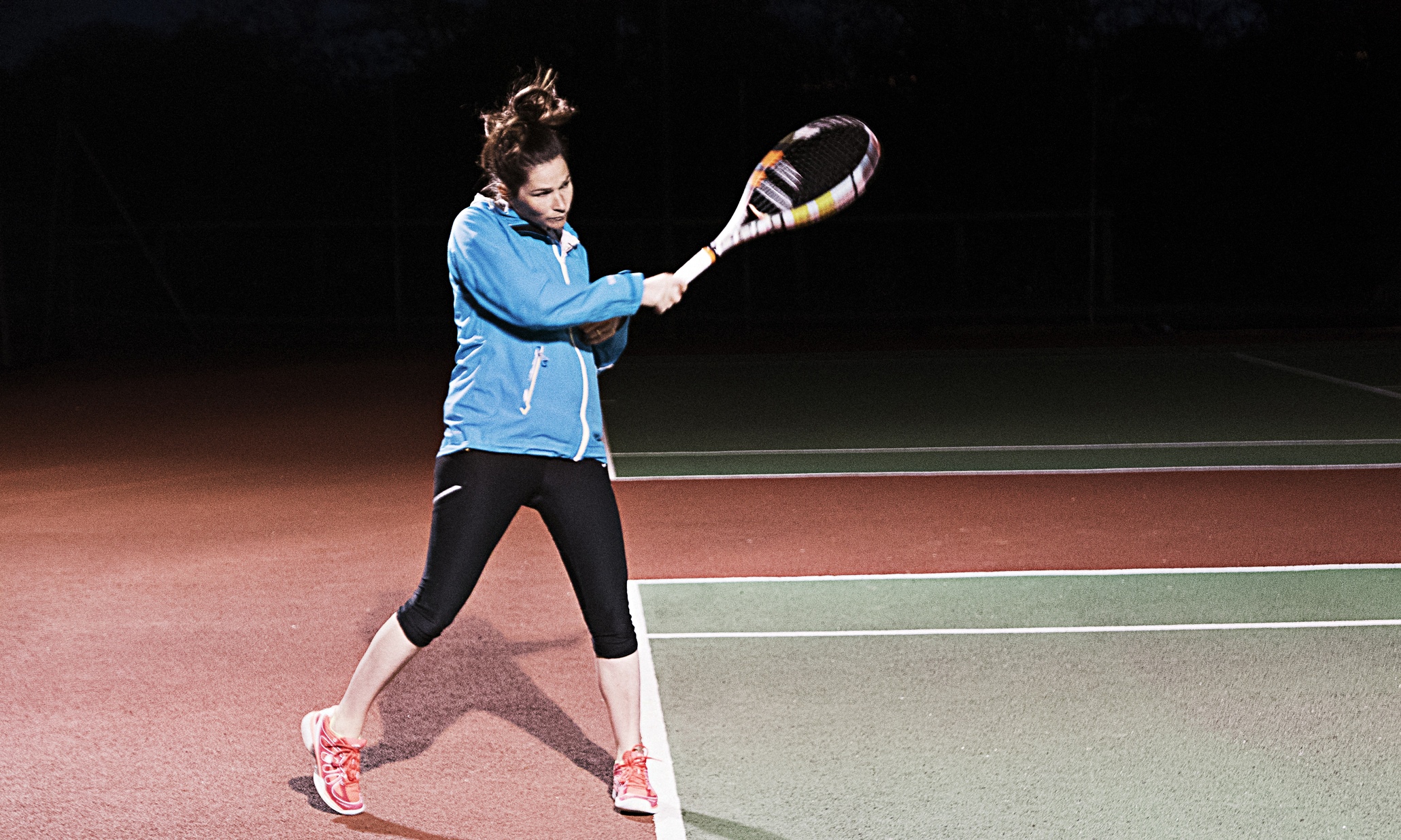Serve up an advantage with the Babolat Play connected tennis racket