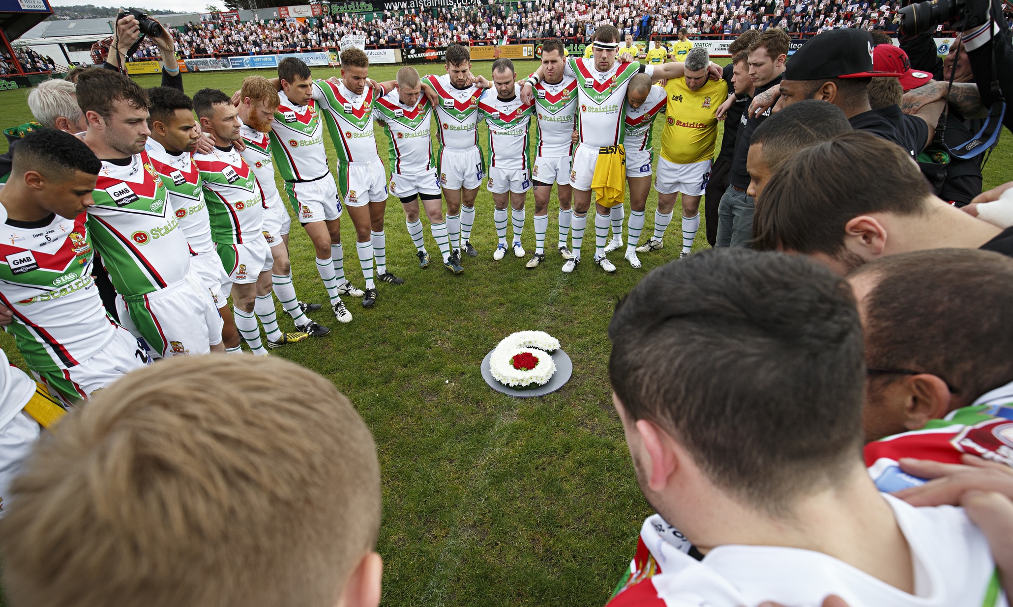 Keighley Cougars pay fitting tribute to Danny Jones by thrashing Coventry - The Guardian