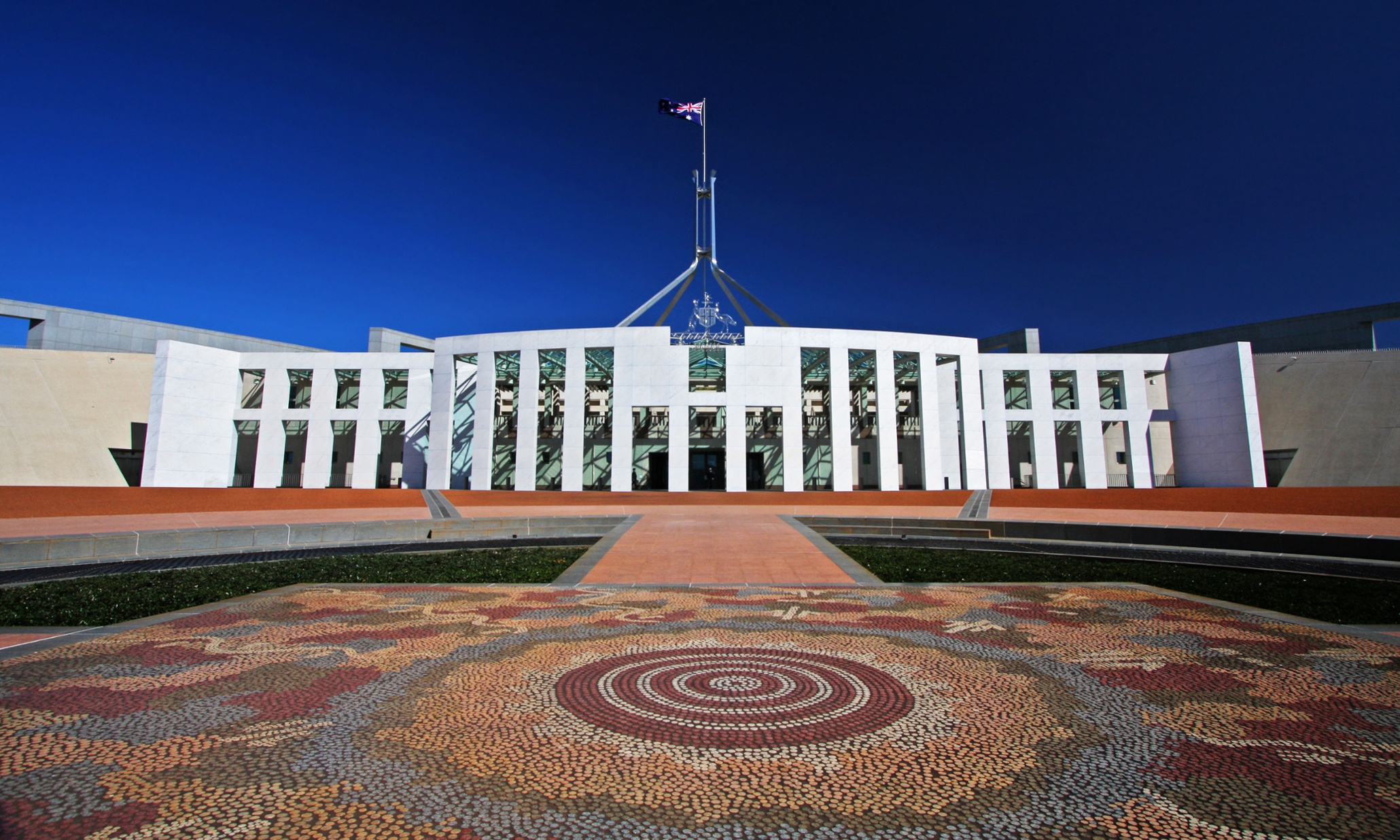 Who Built Parliament House Canberra