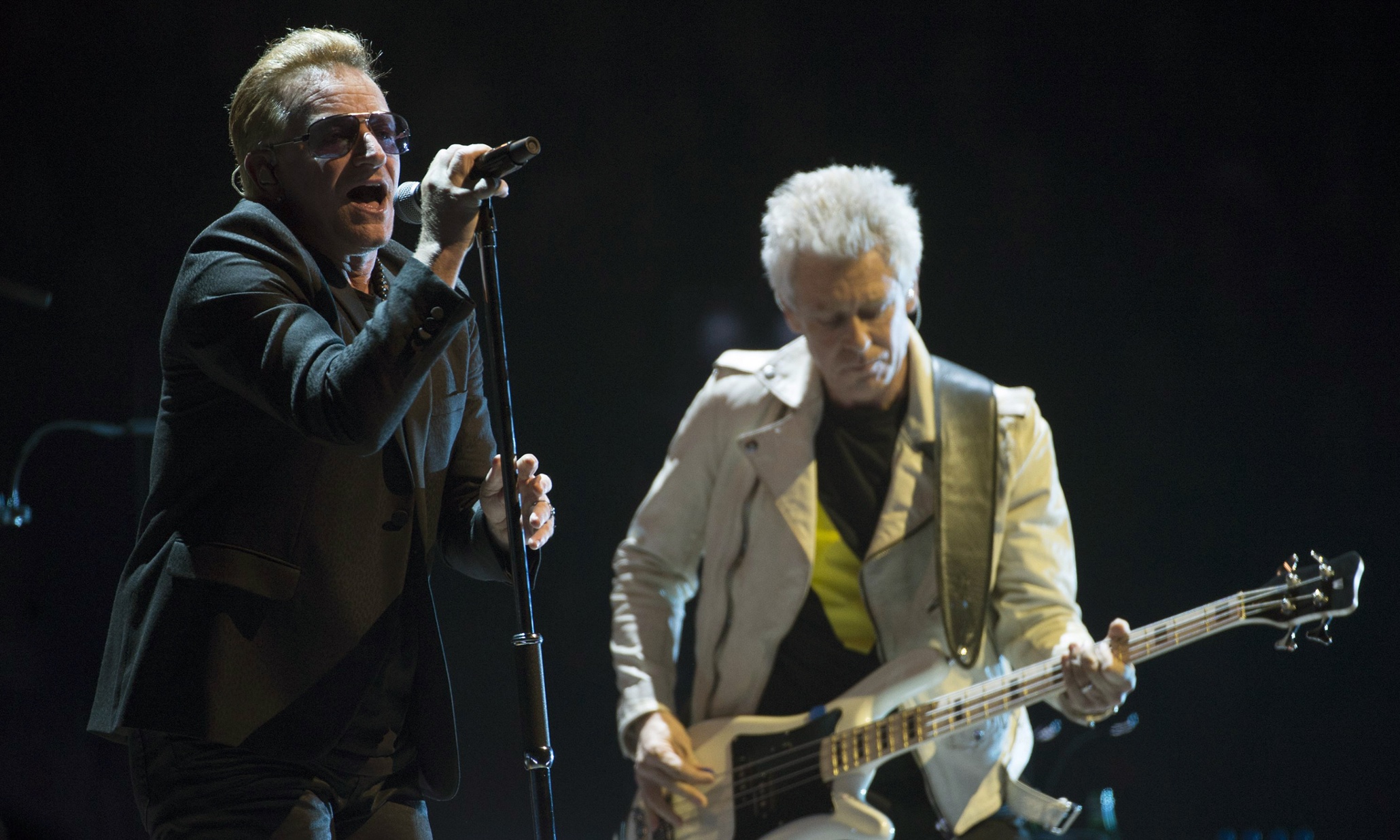 U2 review – The Edge floored in tech-heavy spectacular